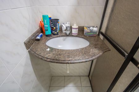 Casa à venda com 200m², 3 quartos e 2 vagas Casa à venda com 200m², 3 quartos e 2 vagasBanheiro da Suíte