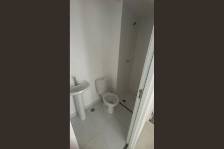 Apartamento para alugar com 32m², 2 quartos e sem vaga Apartamento para alugar com 32m², 2 quartos e sem vagaBanheiro