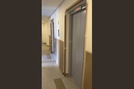 Apartamento para alugar com 32m², 2 quartos e sem vaga Apartamento para alugar com 32m², 2 quartos e sem vagaÁrea Comum