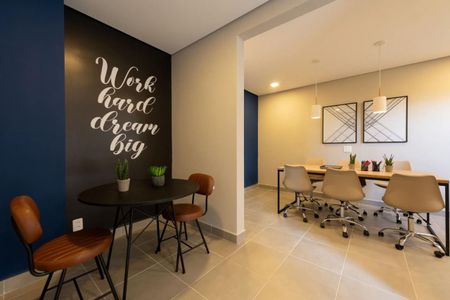 Apartamento para alugar com 32m², 2 quartos e sem vaga Apartamento para alugar com 32m², 2 quartos e sem vagaÁrea Comum