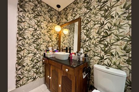 Apartamento à venda com 148m², 3 quartos e 1 vagaBanheiro da Suíte