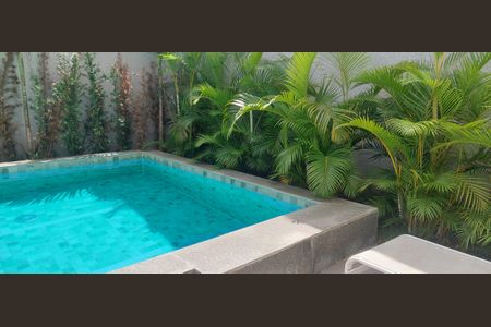 Apartamento à venda com 46m², 1 quarto e sem vagaÁrea comum - Piscina