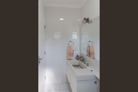 Casa à venda com 80m², 3 quartos e 2 vagas Casa à venda com 80m², 3 quartos e 2 vagasBanheiro da Suíte