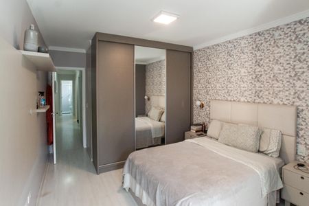 Casa à venda com 80m², 3 quartos e 2 vagas Casa à venda com 80m², 3 quartos e 2 vagasSuíte