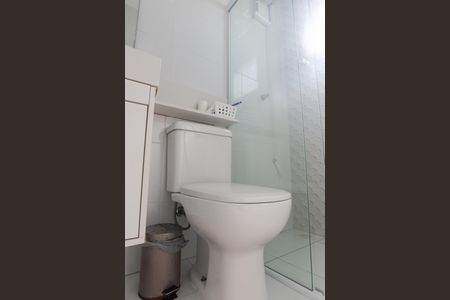 Casa à venda com 80m², 3 quartos e 2 vagas Casa à venda com 80m², 3 quartos e 2 vagasBanheiro da Suíte