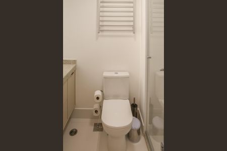 Studio para alugar com 25m², 1 quarto e sem vaga Studio para alugar com 25m², 1 quarto e sem vagaBanheiro