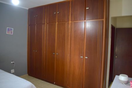 Casa para alugar com 387m², 3 quartos e 2 vagasSuíte