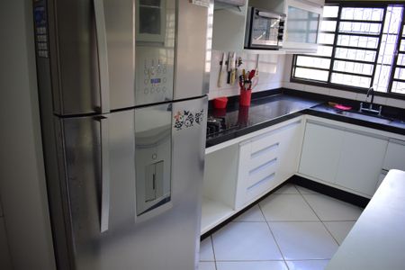 Casa para alugar com 387m², 3 quartos e 2 vagasCozinha - Armários