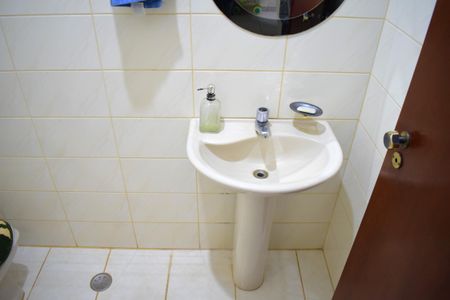 Casa para alugar com 387m², 3 quartos e 2 vagasBanheiro 1