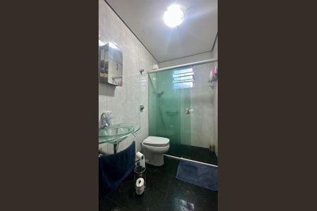 Apartamento à venda com 70m², 2 quartos e 1 vaga Apartamento à venda com 70m², 2 quartos e 1 vagaBanheiro