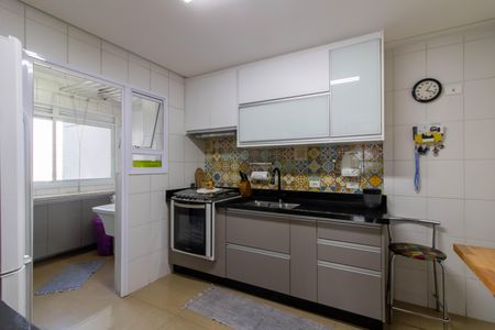 Apartamento à venda com 96m², 3 quartos e 2 vagasCozinha