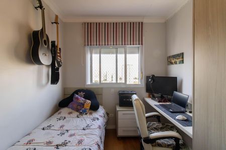 Apartamento à venda com 96m², 3 quartos e 2 vagasQuarto 2