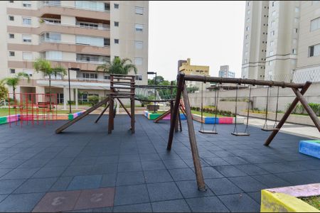 Apartamento para alugar com 115m², 3 quartos e 2 vagas Apartamento para alugar com 115m², 3 quartos e 2 vagasÁrea comum - Playground