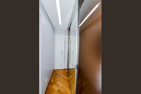 Apartamento para alugar com 115m², 3 quartos e 2 vagas Apartamento para alugar com 115m², 3 quartos e 2 vagasQuarto 3 - Armários