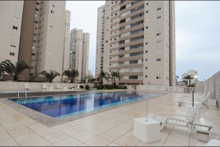 Apartamento para alugar com 115m², 3 quartos e 2 vagas Apartamento para alugar com 115m², 3 quartos e 2 vagasÁrea comum - Piscina
