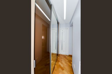 Apartamento para alugar com 115m², 3 quartos e 2 vagas Apartamento para alugar com 115m², 3 quartos e 2 vagasQuarto 3 - Armários