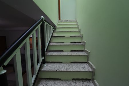 Casa à venda com 169m², 3 quartos e 5 vagasEscadas