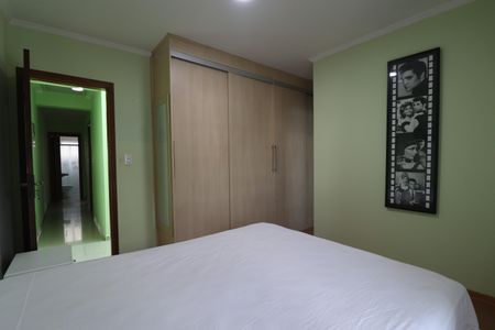 Casa à venda com 169m², 3 quartos e 5 vagasSuíte