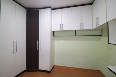 Casa à venda com 169m², 3 quartos e 5 vagasQuarto 1