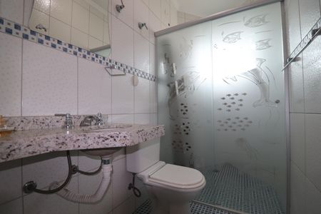 Casa à venda com 169m², 3 quartos e 5 vagasBanheiro da Suíte