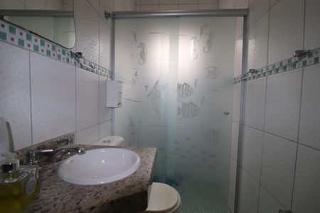 Casa à venda com 169m², 3 quartos e 5 vagasBanheiro 