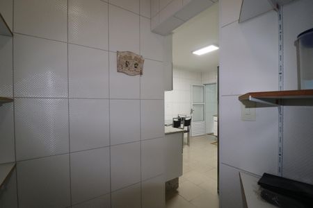 Casa à venda com 169m², 3 quartos e 5 vagasDespensa