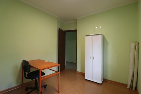 Casa à venda com 169m², 3 quartos e 5 vagasQuarto 2