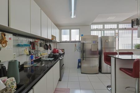 Apartamento à venda com 118m², 3 quartos e 1 vaga Apartamento à venda com 118m², 3 quartos e 1 vagaCozinha
