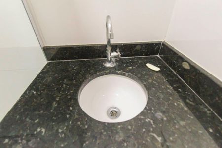 Apartamento à venda com 42m², 2 quartos e sem vagaBanheiro