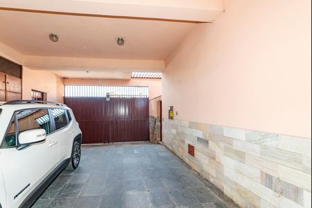 Casa para alugar com 2000m², 4 quartos e 4 vagas Casa para alugar com 2000m², 4 quartos e 4 vagasGaragem