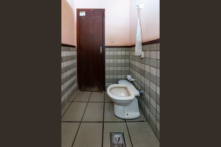 Casa para alugar com 2000m², 4 quartos e 4 vagas Casa para alugar com 2000m², 4 quartos e 4 vagasLavabo