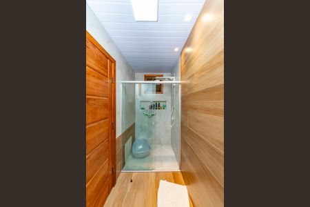 Casa para alugar com 2000m², 4 quartos e 4 vagas Casa para alugar com 2000m², 4 quartos e 4 vagasBanheiro da Suíte 3