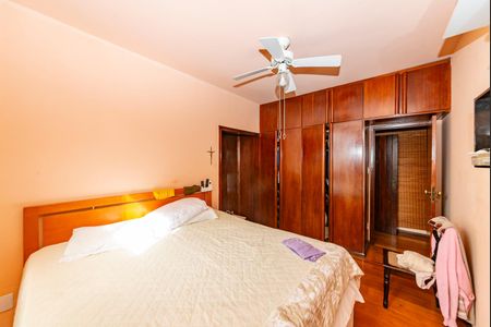 Casa para alugar com 2000m², 4 quartos e 4 vagas Casa para alugar com 2000m², 4 quartos e 4 vagasSuíte 1