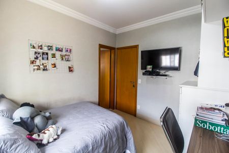 Apartamento à venda com 139m², 3 quartos e 2 vagasSuíte 2