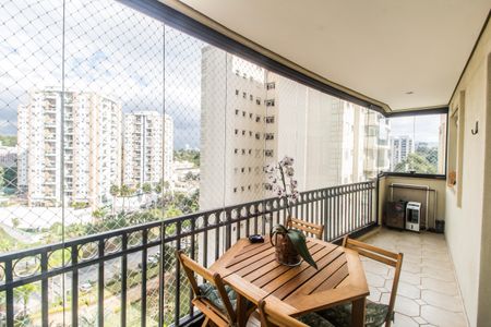 Apartamento à venda com 139m², 3 quartos e 2 vagasVaranda