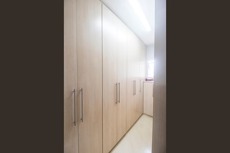Apartamento à venda com 139m², 3 quartos e 2 vagasCloset da suíte 1