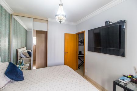 Apartamento à venda com 139m², 3 quartos e 2 vagasSuíte master 1