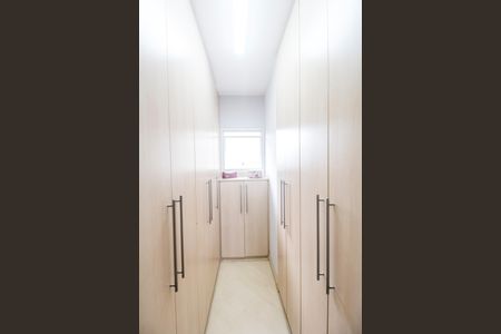 Apartamento à venda com 139m², 3 quartos e 2 vagasCloset da suíte 1