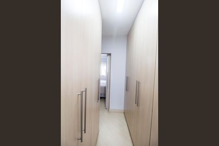 Apartamento à venda com 139m², 3 quartos e 2 vagasCloset da suíte 1
