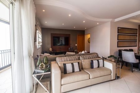 Apartamento à venda com 139m², 3 quartos e 2 vagasSala