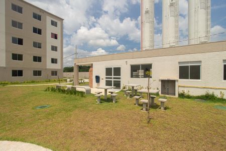 Apartamento para alugar com 46m², 2 quartos e sem vagaÁrea comum - Salão de festas
