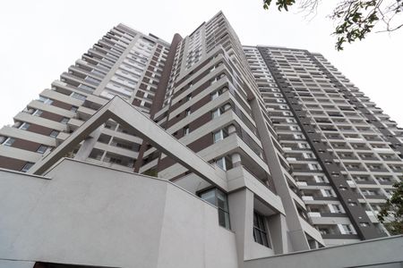 Apartamento à venda com 33m², 1 quarto e sem vaga Apartamento à venda com 33m², 1 quarto e sem vagaFachada