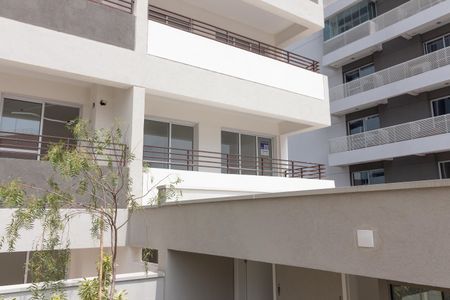 Apartamento à venda com 33m², 1 quarto e sem vaga Apartamento à venda com 33m², 1 quarto e sem vagaFachada