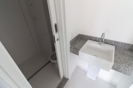 Apartamento à venda com 33m², 1 quarto e sem vaga Apartamento à venda com 33m², 1 quarto e sem vagaBanheiro Social