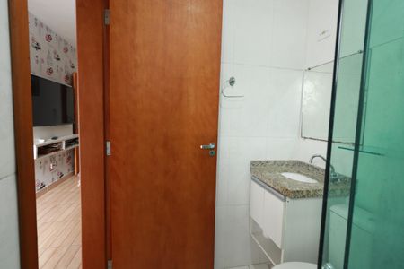 Casa à venda com 170m², 3 quartos e 4 vagasBanheiro da Suíte 1