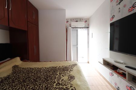 Casa à venda com 170m², 3 quartos e 4 vagasQuarto 1 - Suíte