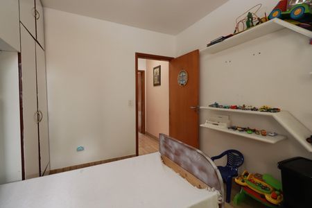 Casa à venda com 170m², 3 quartos e 4 vagasQuarto 2 - Suíte