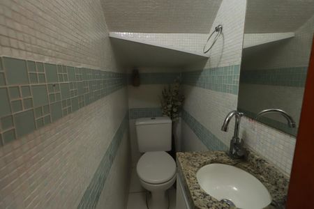 Casa à venda com 170m², 3 quartos e 4 vagasLavabo