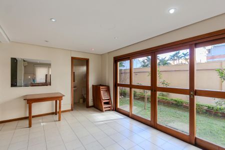 Apartamento à venda com 205m², 2 quartos e 2 vagas Apartamento à venda com 205m², 2 quartos e 2 vagasÁrea comum - Salão de festas