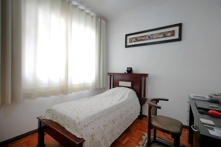 Apartamento à venda com 104m², 3 quartos e 1 vagaQuarto 2